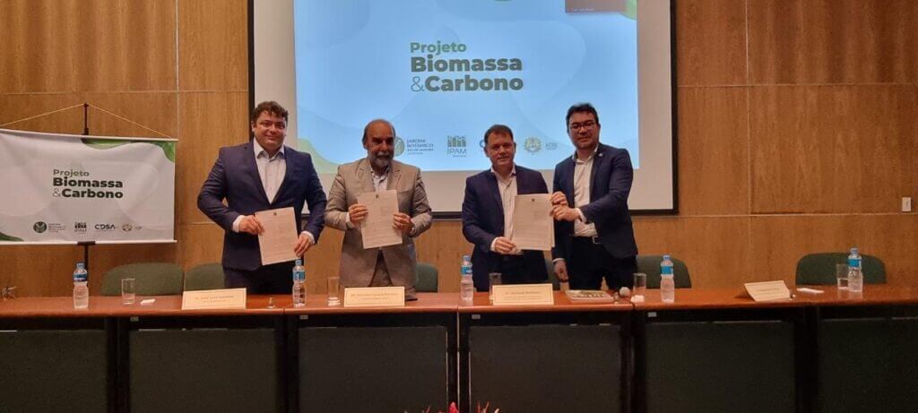 Autoridades representaram o governo do Estado em assinatura de Termo de Cooperação Técnica com o Jardim Botânico e Ipam.