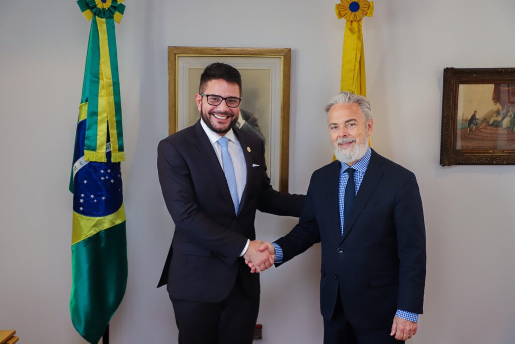 Cameli se reuniu com Antonio Patriota na sede da Embaixada do Reino Unido em Londres, Inglaterra. Foto: Neto Lucena/Secom