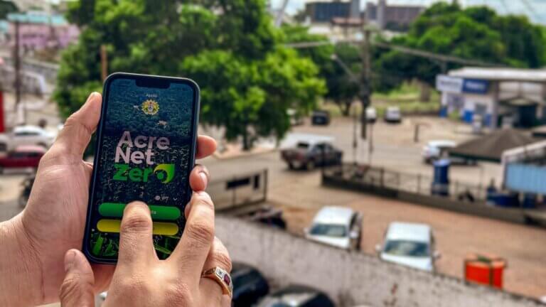 Proposta é sensibilizar o público a fazer download do aplicativo Acre Net Zero, disponível nos sistemas Android e iOS. Foto: Samuel Costa/Sefaz