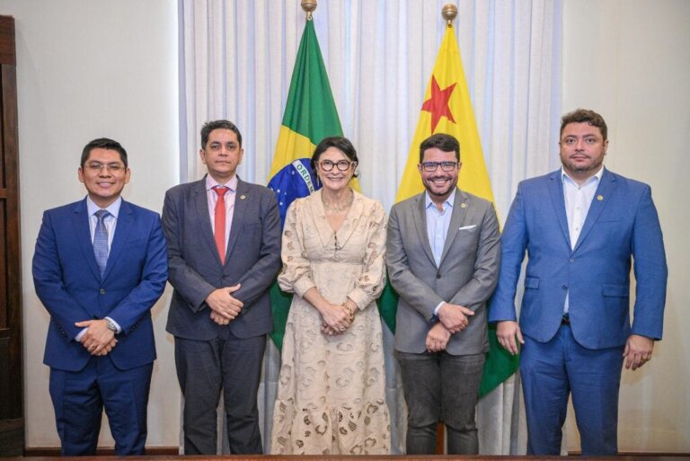 Acordo firmado ajudará liberação de capital para gerar benefícios econômicos, ambientais e sociais para a região e as comunidades do Acre, localizadas no coração da floresta amazônica. Foto: Diego Gurgel/Secom
